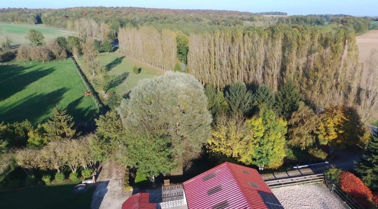 Gite De L'Homme Blanc Soizy-aux-Bois Luaran gambar