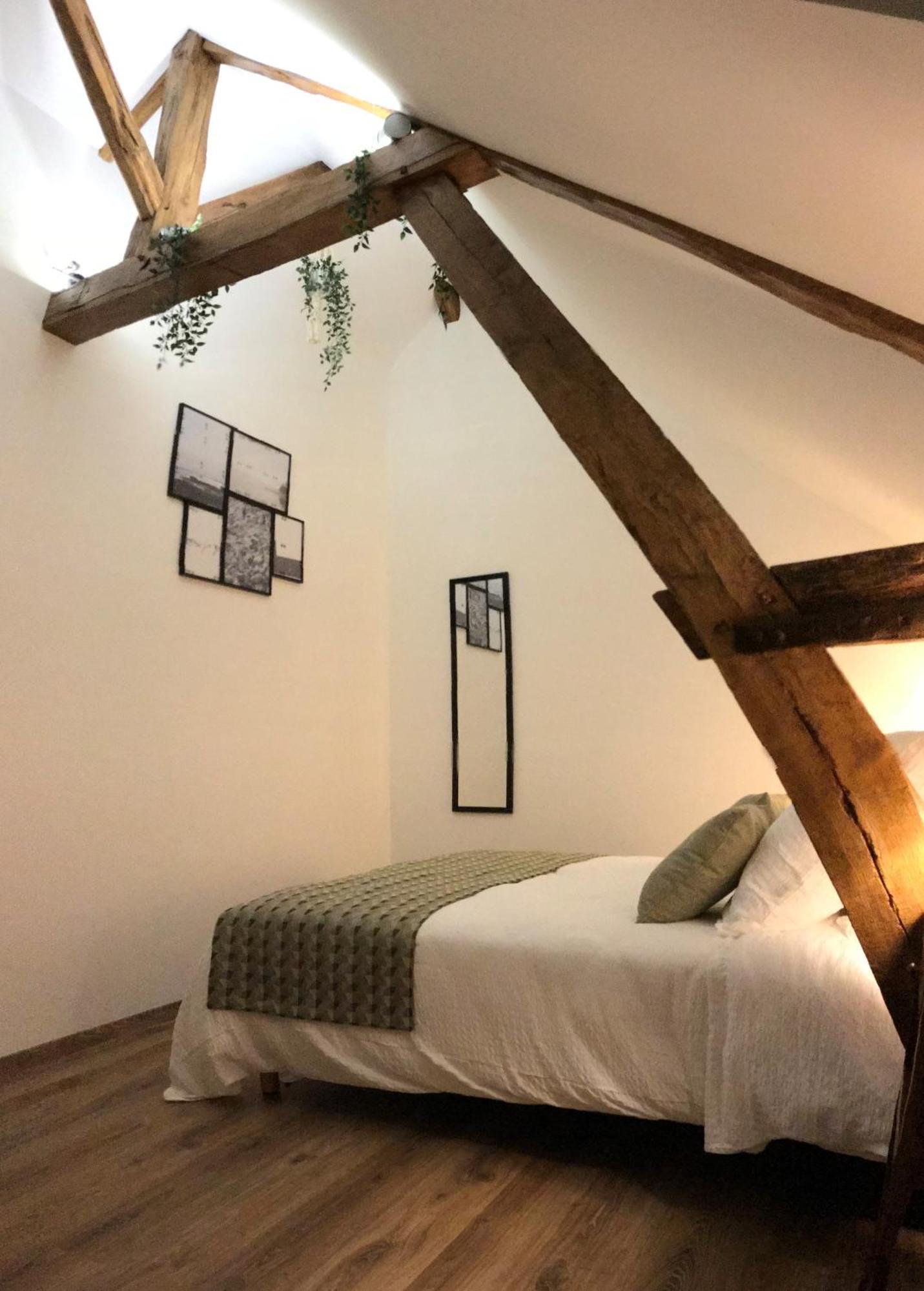 Gite De L'Homme Blanc Soizy-aux-Bois Luaran gambar